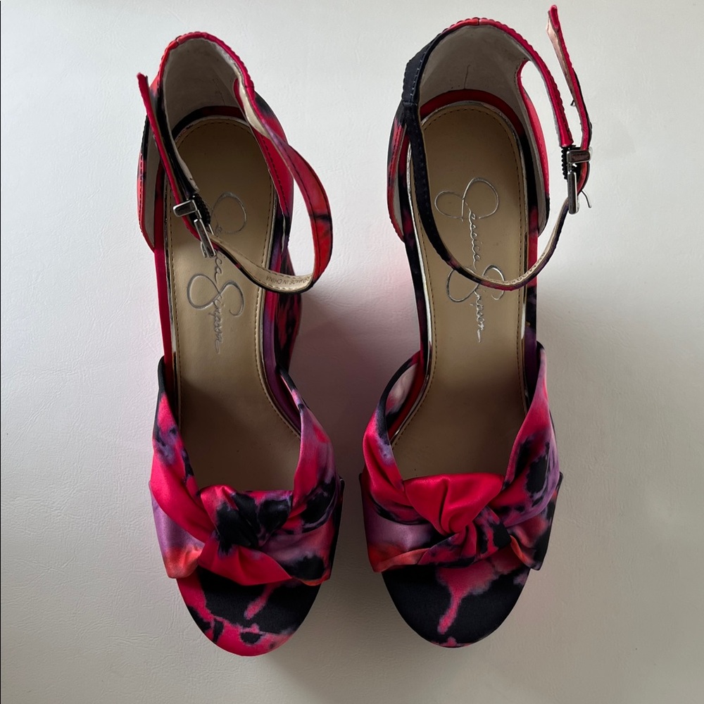 Jessica Simpson Pink and Black Platform Sandals
